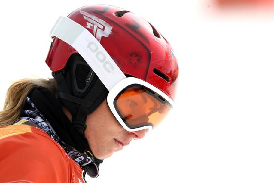 Ester Ledecka, concentrata fino all&#39;ultimo, ha vinto l&#39;oro nella gara olimpica di snowboard gigante parallelo. Sette giorni prima, sempre a PyeongChan, aveva vinto l&#39;oro nel superG dello sci alpino. È la prima donna a vincere i due sport diversi nella stessa edizione dei Giochi invernali. Getty 